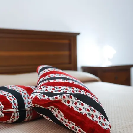 Casa Numea - Free Parking Tatil Evi